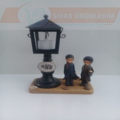 Sokak Lambası Figürlü Sevgili Biblo